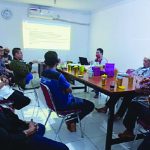 Muqarrabiin-rapat di sekretariat masjid